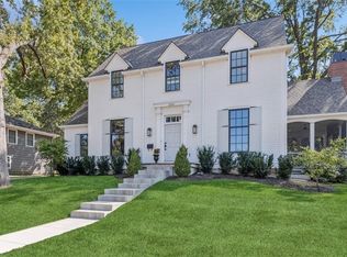 2909 W 71st St, Prairie Village, KS 66208