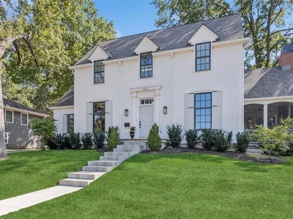 2909 W 71st St, Prairie Village, KS 66208