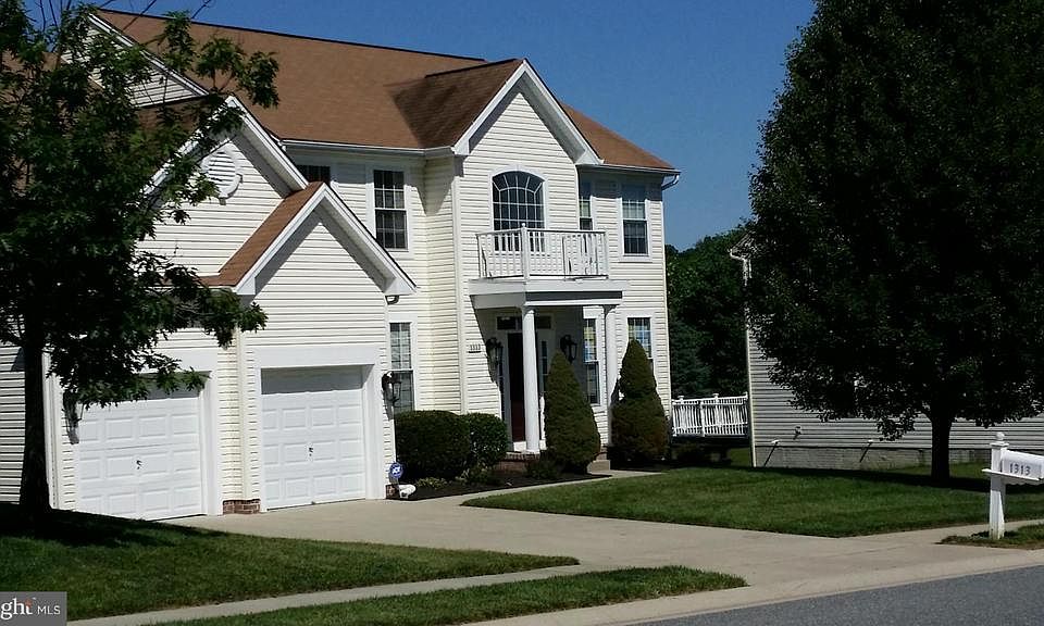 1st image of 1313 S Dahlia Ct