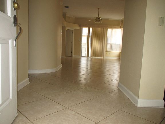 5th image of 2557 Clarinet Dr
