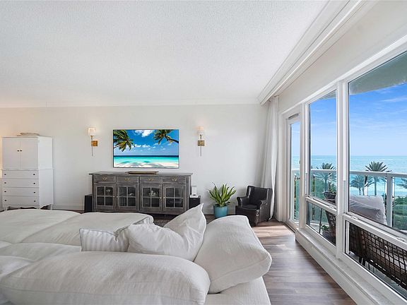 3rd image of 3400 Galt Ocean Drive #408S