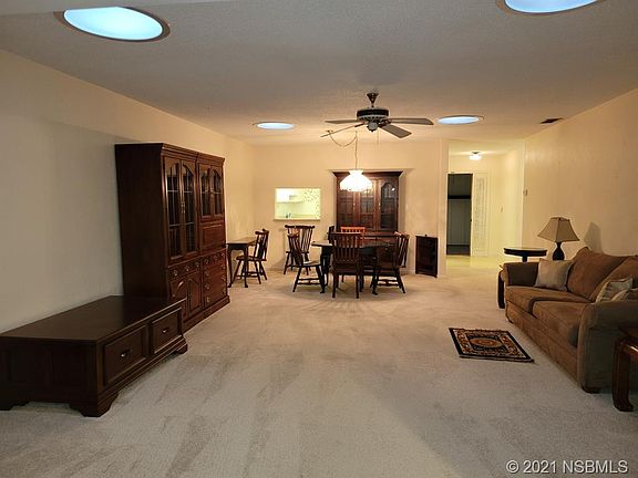 4th image of 18 Lake Fairgreen Cir