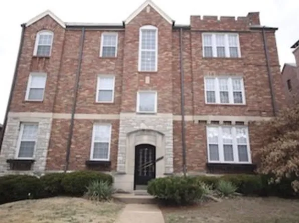 7525 York Dr #2E, Saint Louis, MO 63105