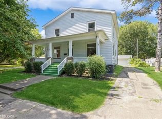 403 N Plum St, Farmer City, IL