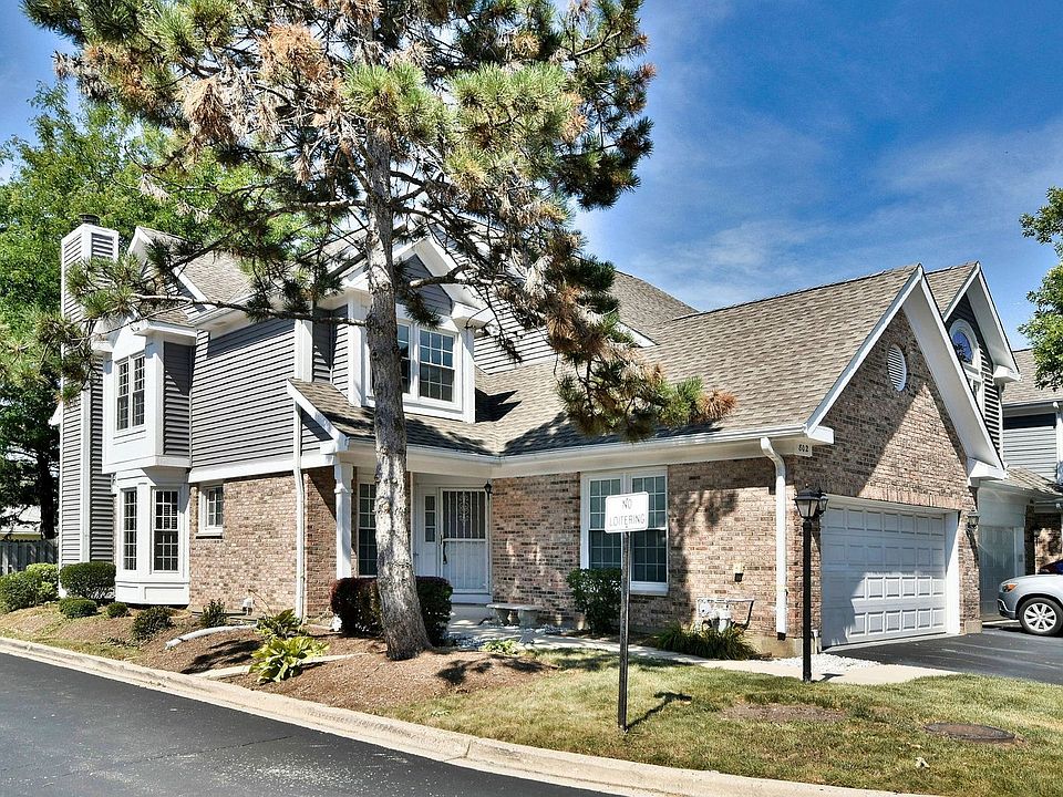 1st image of 802 Fairmont Ct