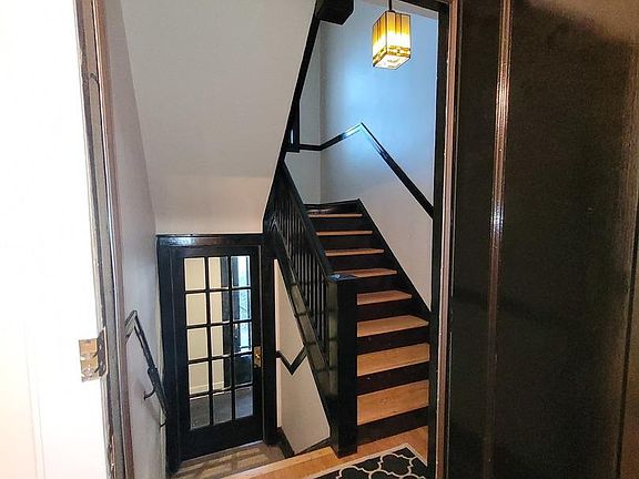 2nd image of 1717 W Wallen Ave APT 1