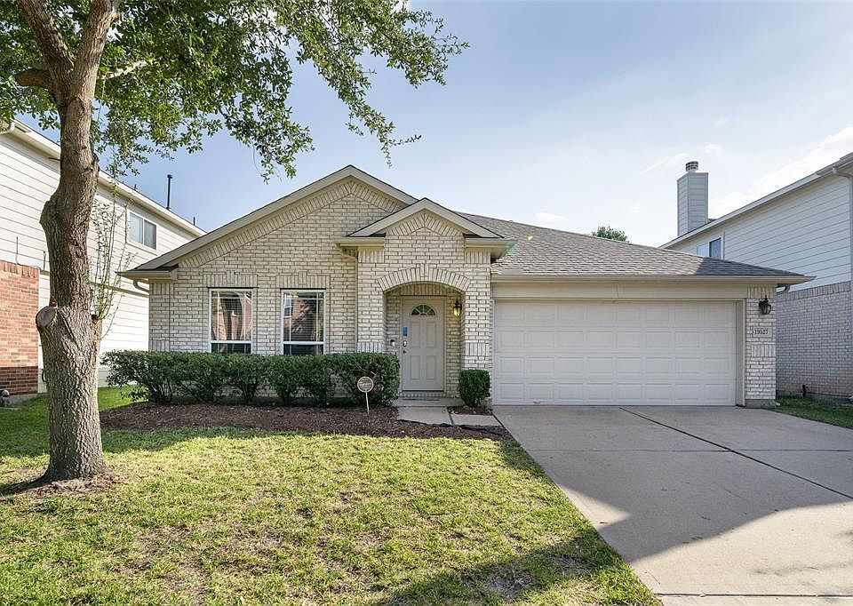 1st image of 19527 Grand Colony Ct
