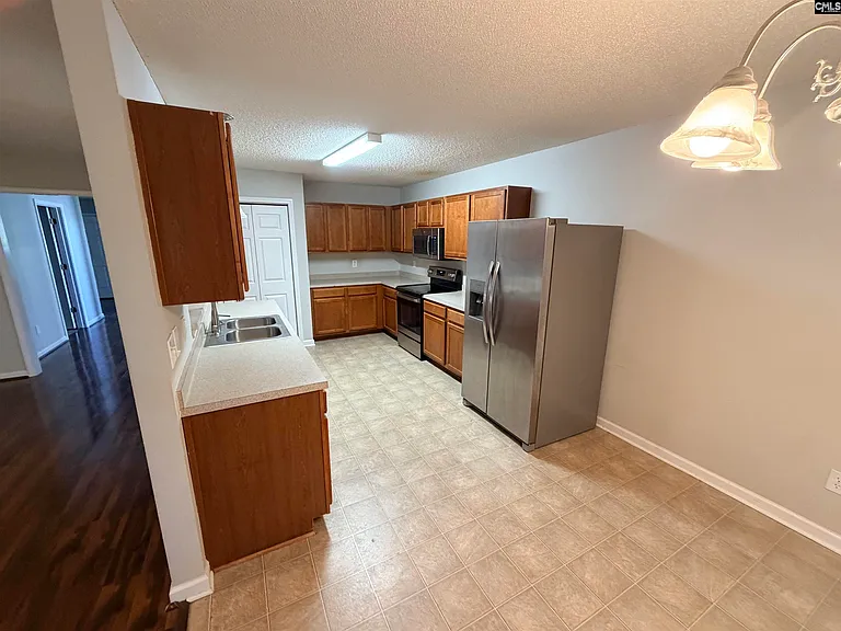 5 Redbrush Ct — Photo 8