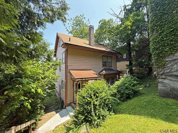 1492 Franklin St, Johnstown, PA 15905