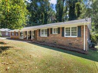 2065 Oak Rd, Snellville, GA 30078