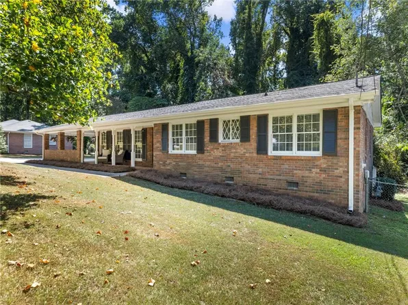 2065 Oak Rd, Snellville, GA 30078