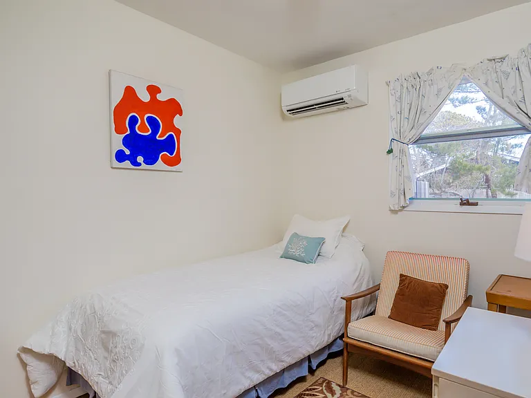 Surf Dr — Photo 28