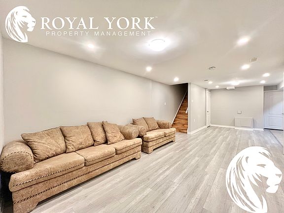 4th image of 3863 Skyview St
