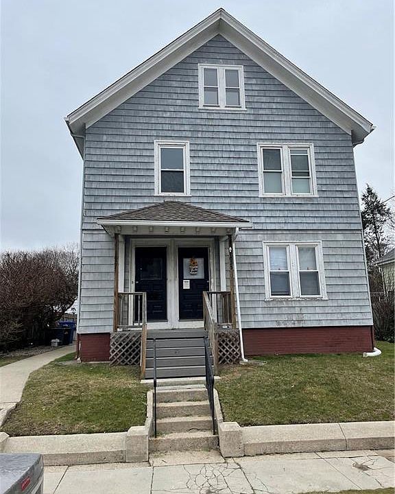 1st image of 1025 Smithfield Ave
