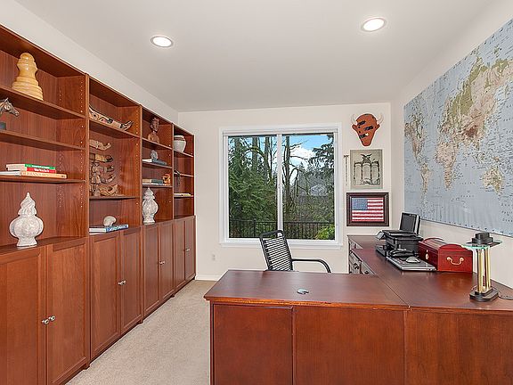 3rd image of 13101 Adair Creek Way NE