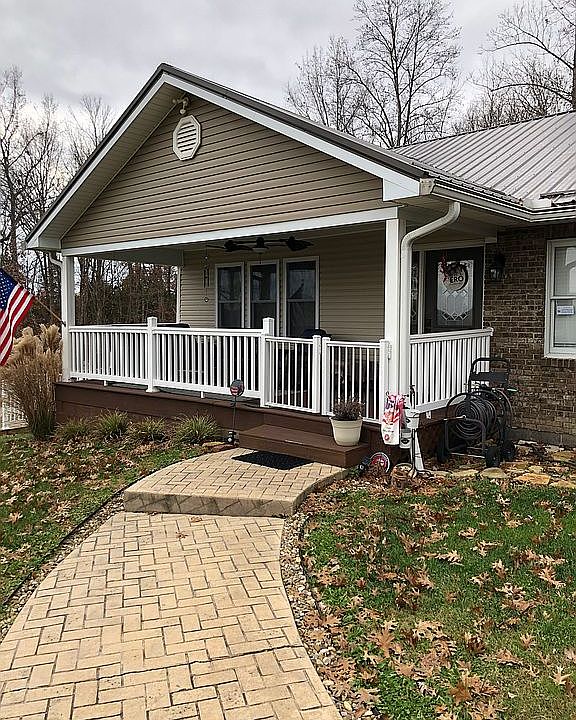 1st image of 221 Glenjay Dr