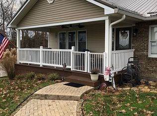 221 Glenjay Dr, Peebles, OH 45660