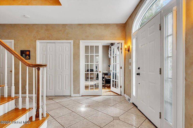5th image of 1006 DiBella Drive