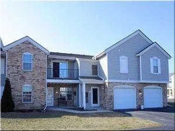 1208 Sunnyslope Dr, Racine, WI 53406