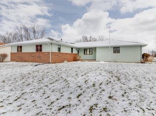 1201 Nicki Dr, Bloomington, IL