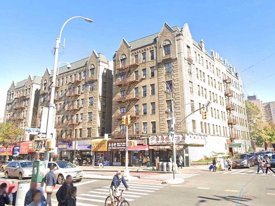 1st image of 136-05 Sanford Ave #6S