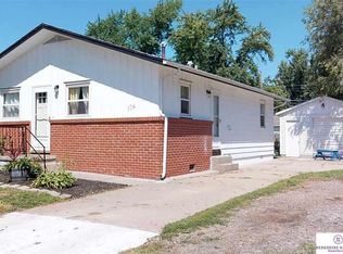 104 W Meigs St, Valley, NE 68064