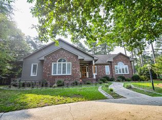 5317 Calypso Ct, Hope Mills, NC 28348