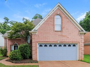 10076 Woodland Grove Dr, Arlington, TN 38002