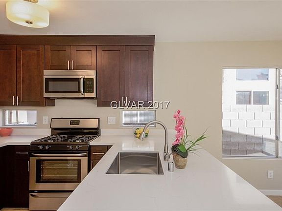 3rd image of 5751 Ballinger Dr