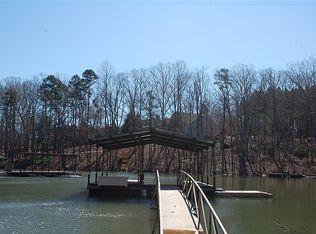270 Freedom Trl, Hartwell, GA 30643