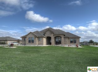 9661 Huber Rd, Seguin, TX 78155