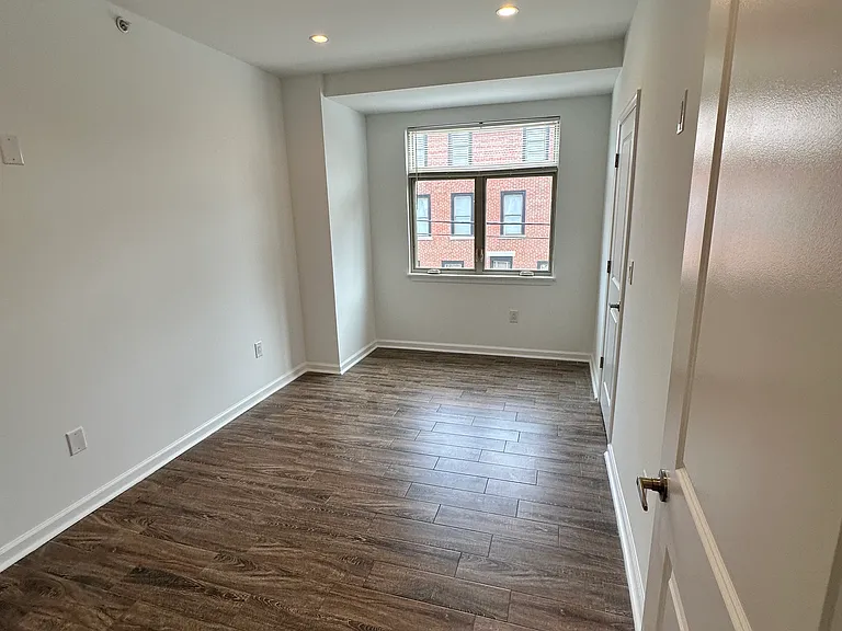 1128 S 19th St #B — Photo 4