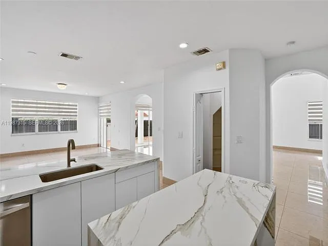 Building Photo - 15051 SW 18th Ter