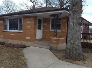 945 Charles Ave, Winthrop Harbor, IL