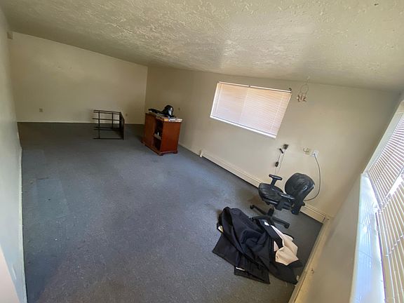 3rd image of 716 Ford Dr #5