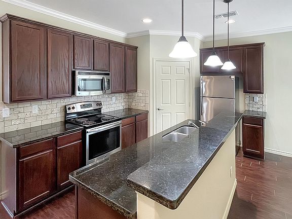3rd image of 709 Luther St W #West106