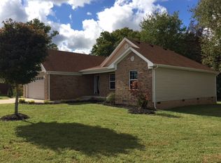 400 Sage Grass Dr, Berea, KY