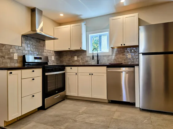 12 S Jefferson Ave #1, Catskill, NY 12414