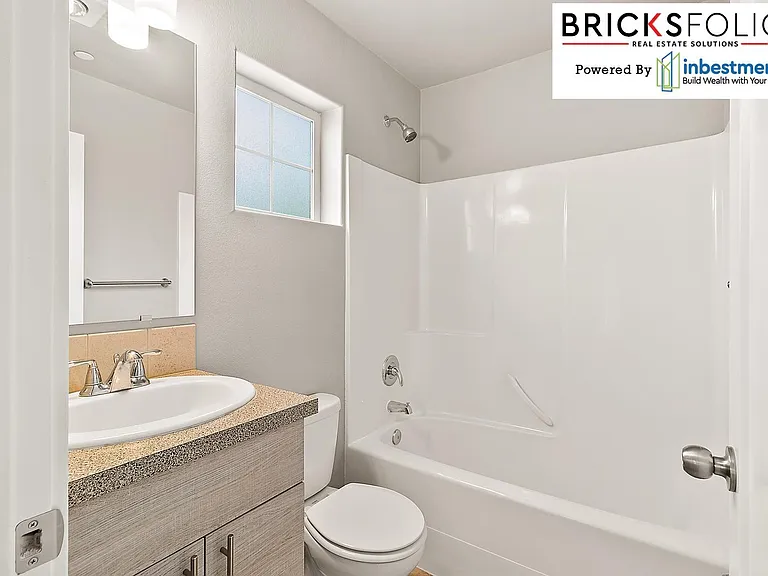 2nd bathroom.
