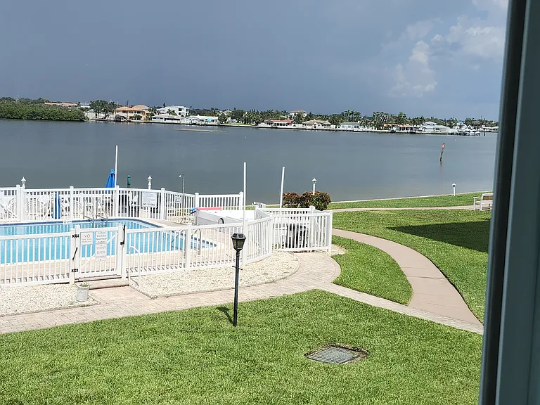1819 Shore Dr S #217 — Photo 6