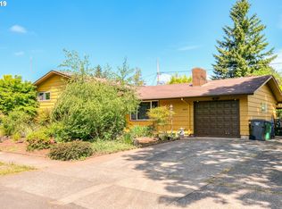 14215 SE Taylor Ct, Portland, OR 97233