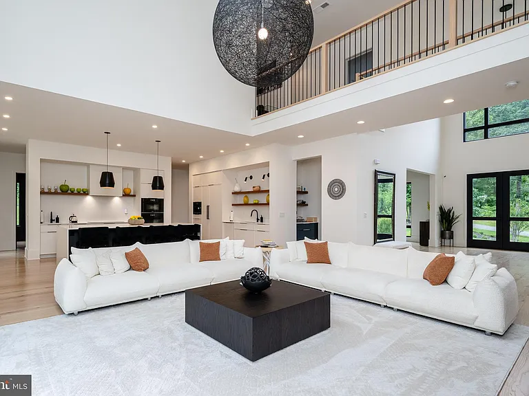 40388 Manbar Ln — Photo 17