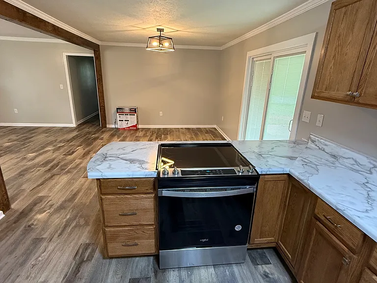 4606 Mountain Crest Dr — Photo 11