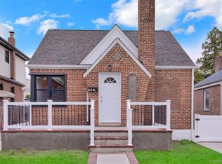 223-15 114th Rd, Cambria Heights, NY 11411