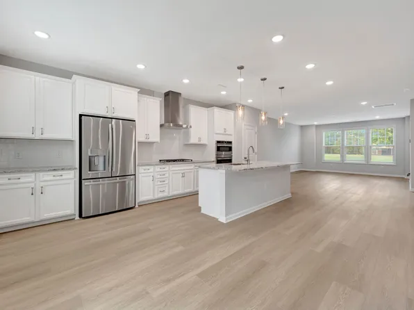 2909 Richardson Rd, Apex, NC 27502