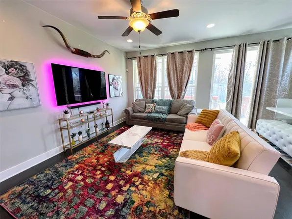 807 E 16th St #A & B, Austin, TX 78702