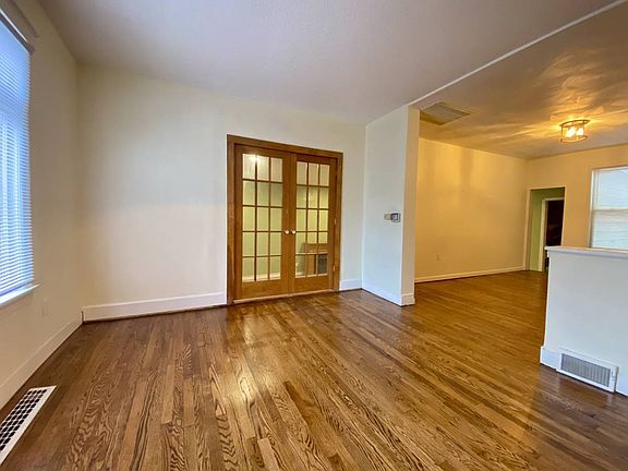 4th image of 45 Cleveland Ave #3