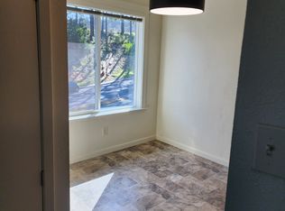 620 Serramonte Blvd #13, Daly City, CA 94015