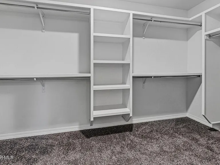 917 Airship Pl — Photo 27