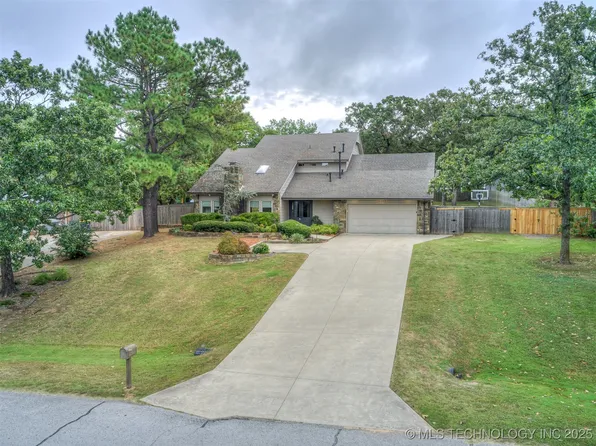 12503 S 12th St, Jenks, OK 74037
